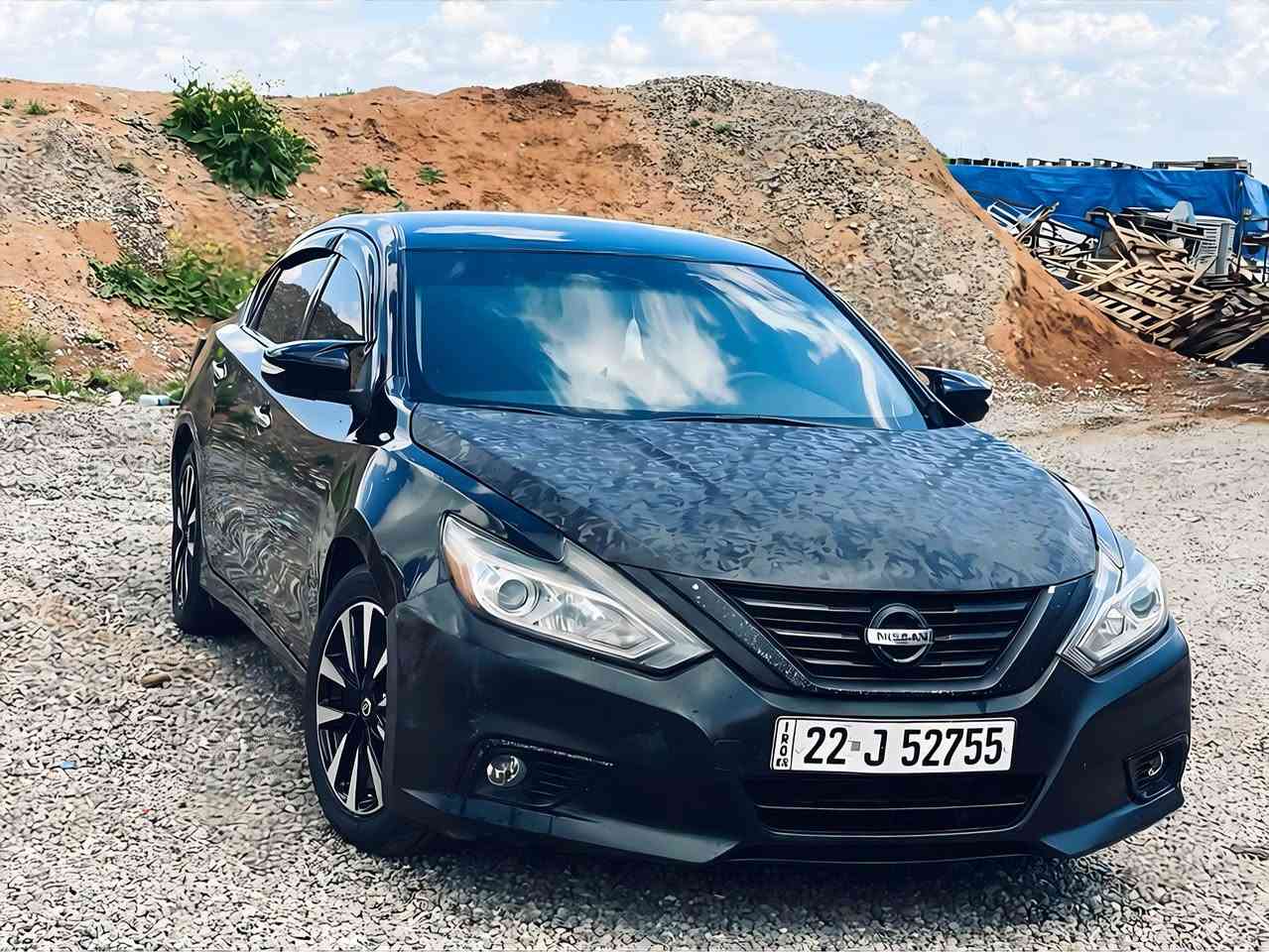 نیسان ئەڵتیما 2018 SL فوول فوول بەس سلایت نییە
دووپارچە  و توکمەی لای سایەقی هەیە 
نرخیشی 119 وەرەقەیە
بۆ پەیوەندی کردن 
*********** أربيل, العراق
