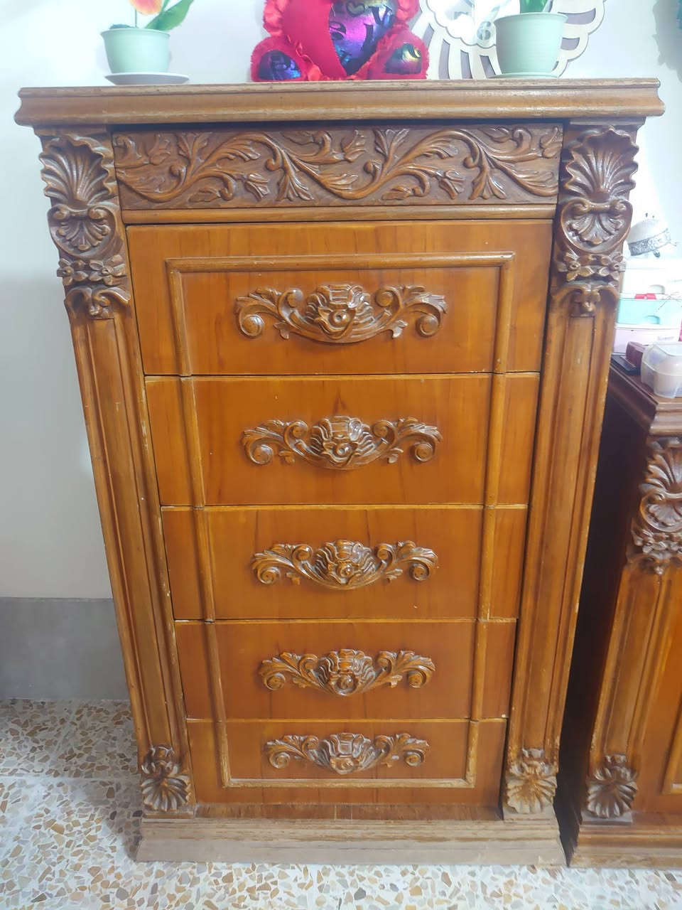 غرفه نوم للبيع شغل ثقيل عراقي كامله اي 
نقص مابيه مكاني موصل ايمن سعر مليون 900 وبيه مجال ***********/***********
