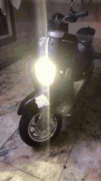 بوليس للبيع ما مفتوحه كفاله كفراتها الاصليه موجوده مختوم كلشي شغال بيهاا صارلي ٣ اشهر من نزلتها رمبه سعر ٨٠٠ وبيهاا مجال ***********
