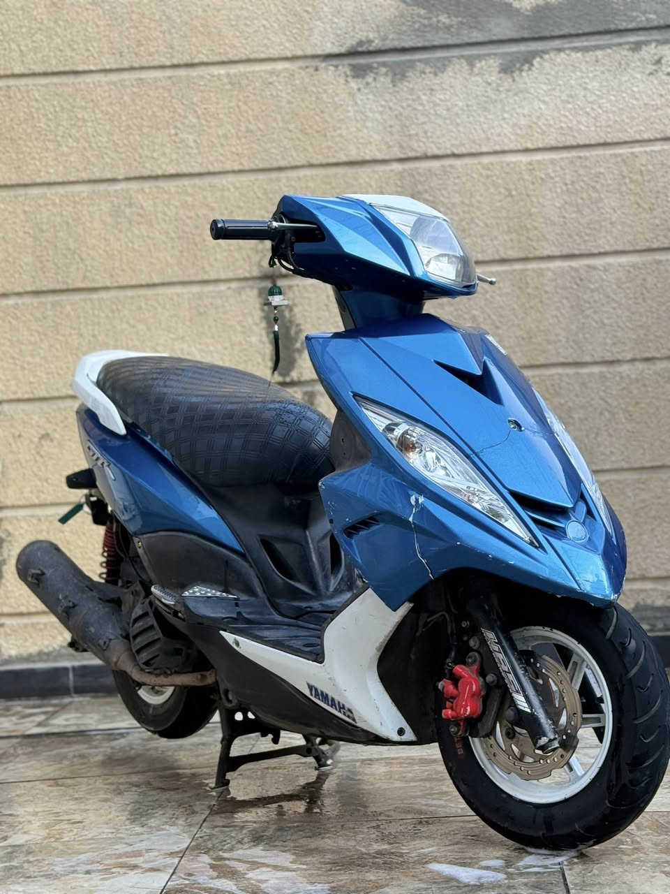 السلام عليكم دراجه جي تي آر دراجه رمبه برغي ممفتوح بيع بس الكفر الامامي تعبان جيب فيتر وتعال افحص السعر 700.  وبيه مجال حك الجيه المكان البياع للاستفسار الاتصال ***********
