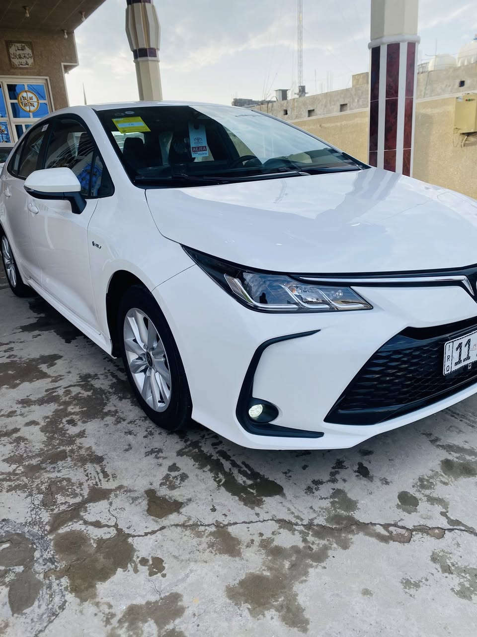 السلام عليكم
لبيع كورلا هايبرد 2025 شكل الخليجي 
رقم بغداد الجديد تحويل مباشر بسمي 
مكفوله كفاله عامه 
المواصفات 
كشنات جلد // بصمه ابواب // بصمه تشغل // سلايت // سايد بريك كهرباء //اوتو هولد // تبريد قطعتين // تبريد شاشه // 
تحديد مسار // رادار امامي // 
معروف مواصفات الكورلا 
مكان السيارة بغداد 
ماشيه (11) KM
السعر (158)وبيها مجال 
الاتصال ***********
