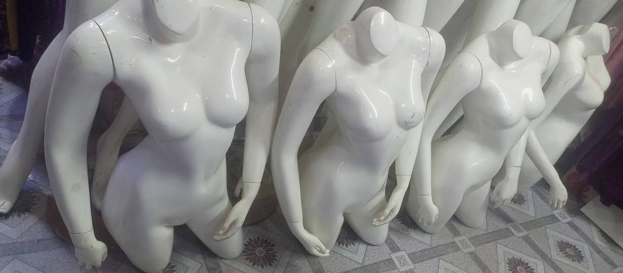 سلام عليكم
مليكانات للبيع 
سعر المليكانه الكامله  ٥٠  الف 
سعرالمليكانه النصف  ٢٥   الف 

مكاني نجف
***********
