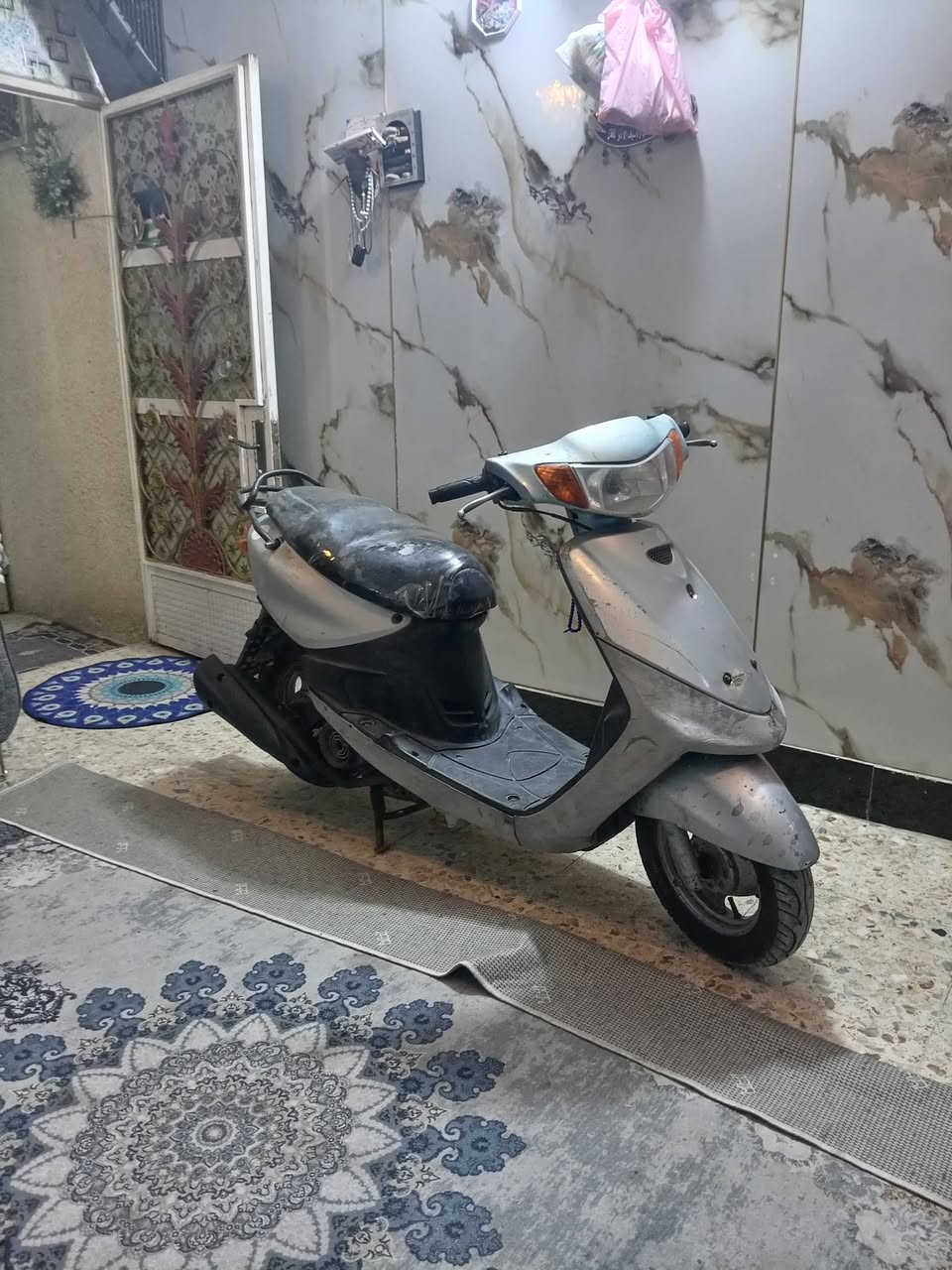 سلام عليكم متاح دراجه ماكس قجمه سلف وهندر الكهربايت شغاله المكينه ناعمه ممفتوحه شلعه ومعدل قفل ستيرن قفل جنطه أوراق كامله سعر ٣٠٠ عنوان مدينة الصدر رقم الهاتف ***********
