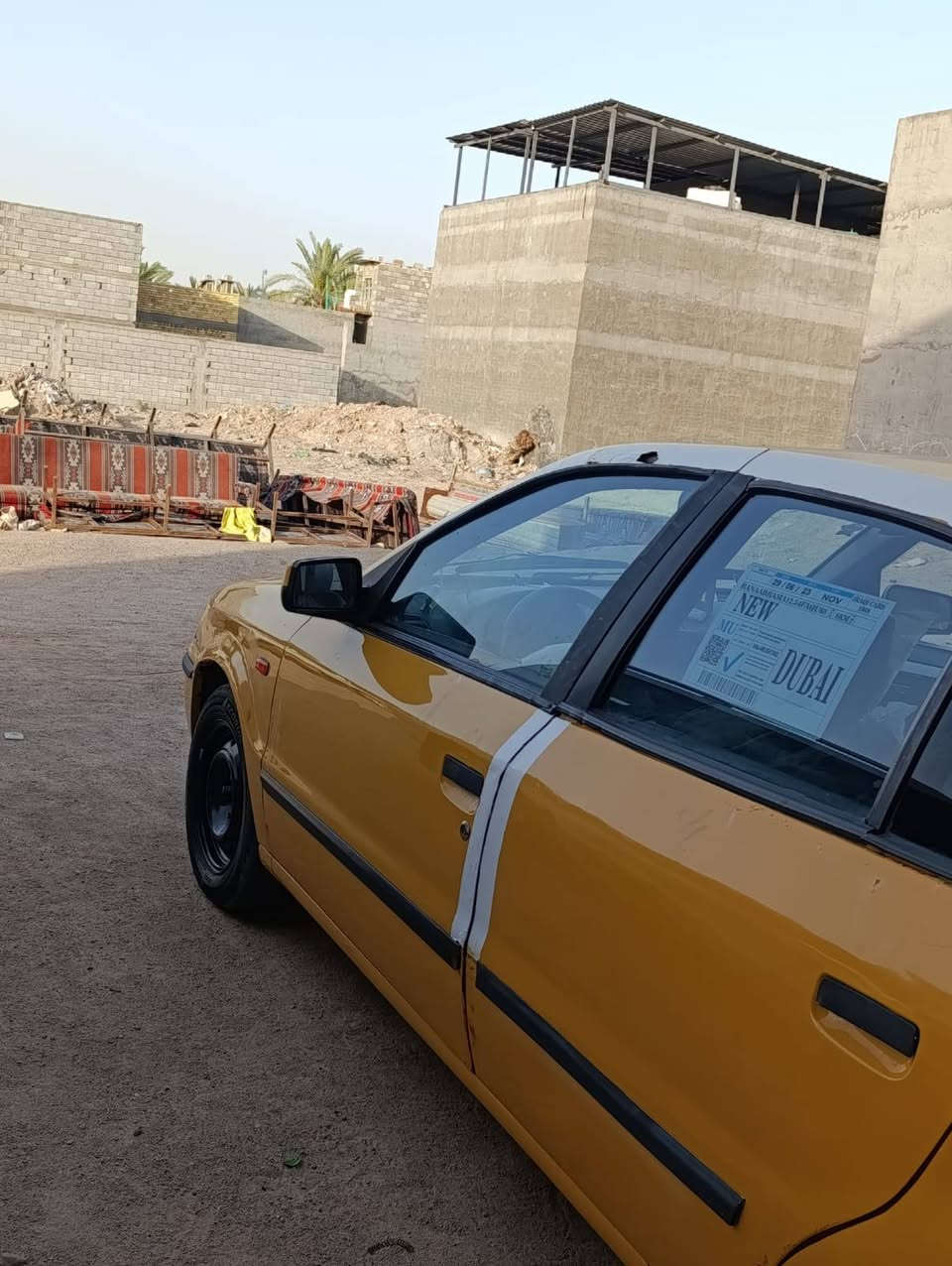 سلام عليكم سمنت مديل ٢٠١٧ حلوه سياره تخم تاير تبريد كلشي شغال تاخذها كبل لشارع سياره مامتعوبه مال واحد عل باب الله سعر ب٤٢ وبيها مجال وبلعافيه عل ياخذها بصره كرمت علي   ***********
