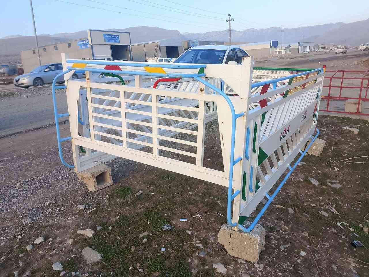 چەمچەی کیا ٤٠٠٠خاوێن
ژمارەی مۆبایل ***********
