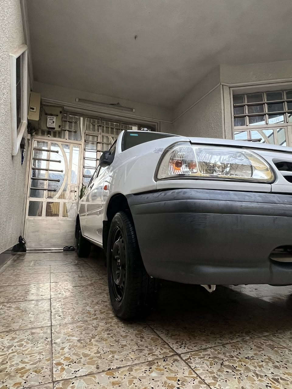 السلام عليكم الغوالي سايبا موديل 2024 ماشيه 69 الف كفاله عامه لا ضربه لا صبغ لا تبديل ولا بارد…مكينه وكير مكفوله كلج جديد. تخم تاير كوري اصلي اليوم شديته وصبغ وياله حراري.صدر امامي خلفي جديد ودرايم شفت جدد…والسياره باقي تفاصيلها خير من الله اي نقص مابيه جاهزه ع اخر حباية..حتى دهن اليوم بدلته وفلاتر ونضفت نوزلات وجويتر وبلكات. رقم بغداد نكليزي وهزه جديده وسنويه جديده تحويل ثاني يوم ابيع فقط تحويل مروري السعر (73) وبيه مجال للشراي مكاني الزعفرانيه *********** ابو مريم
