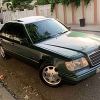 مرسيدس دب • موديل ١٩٩٢ • بدون حادث