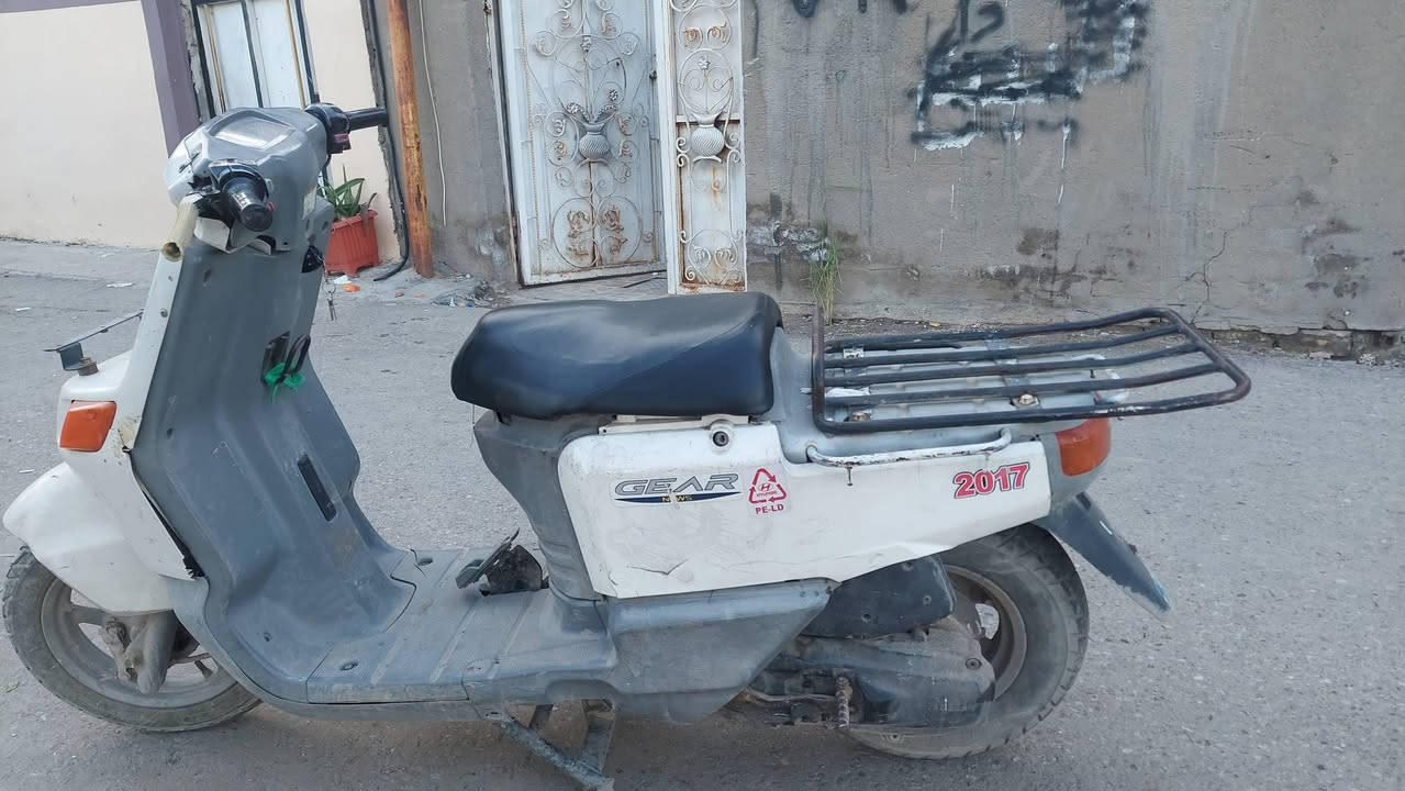 السلام عليكم دراجه بيكم للبيع مكينه نظيفه كهربائية كامله بس بيه نقص سلفف سعرها 350 تواصل عله هاذه الرقم *********** واتساب فقط
