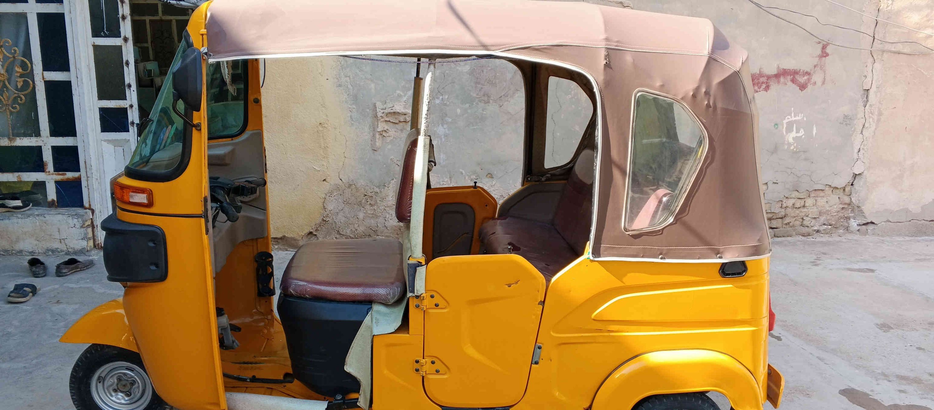 سلام عيكم تكتك لبيع 2022بشهر 11ام الكنر   رقم وسنويه بسمي ماكان النجف الحيدريه تجي تفحص بيدك كير ومكنيه بشر  مكفوله من كشلي عده بيه طخيه خفيه كلش   وسعره 8500وبيه مجال لشراي واني خادم رقمي ***********
