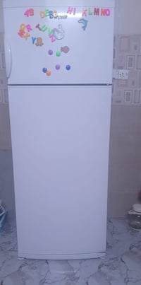 ثلاجة • أجهزة منزلية • للبيع