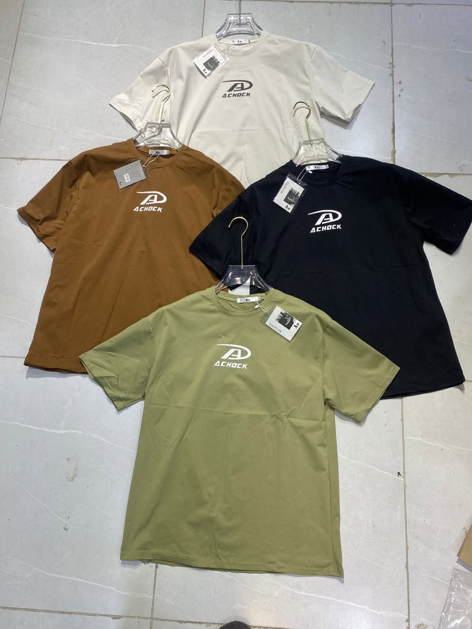 ب 10 الف فقط
3 قطع ب 25 قالب هاف
قياسات l xl xxl xxxl xxxxl قالب صيني
دزلنه وزنك وطولك نجهزلك القيس المضبوط
توصيل 3 الاف لكل العراق


**إذا كنت صاحب هذا الإعلان وتريد حذفه لأي سبب، رجاءا أرسل رسالة إلى الدعم الفني**