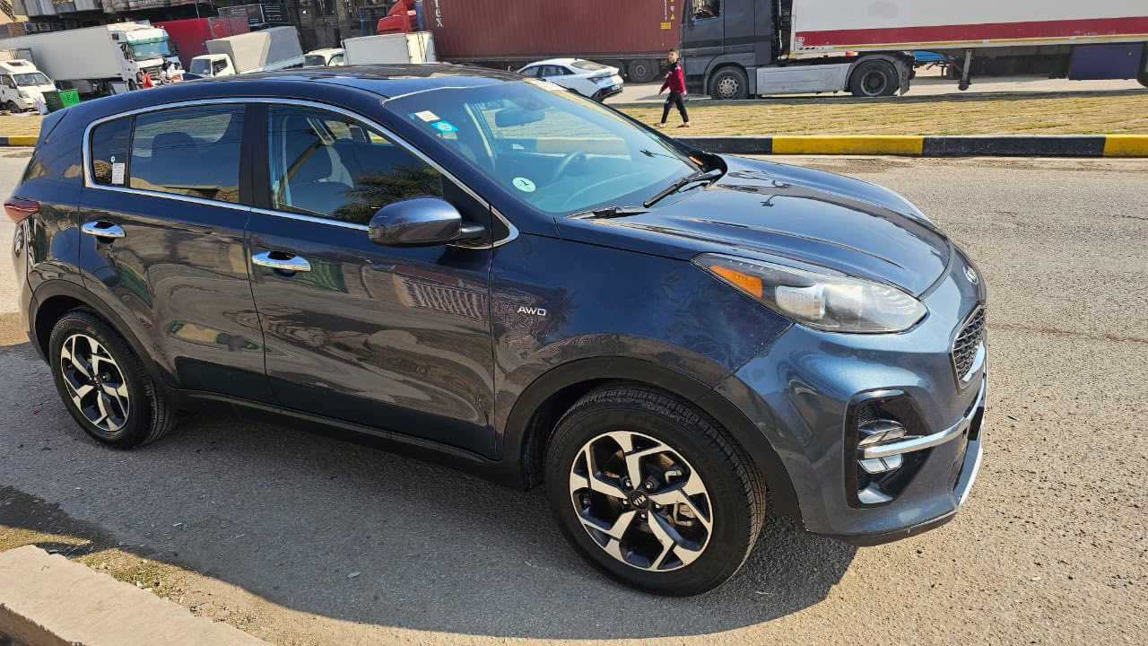 سلام عليكم. كيا سبورتج وارد امريكي موديل 22 ضرر نص چاملغ وربع البنيد  ماشية 114 الف وبيهه شوية بارد بلباب الخلفي  السعر 165

‭0772 246 9081‬
