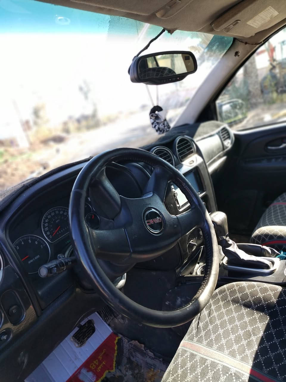 للبيع جسي انفوي مصبوقه حزام رقم بغداد باسمي موديل 2008السعر 65المكان التاجي رقم، ***********
