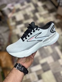 بروكس غير مستخدم قياس 40.5 توصيل جميع محافظات  واتساب 07711134388