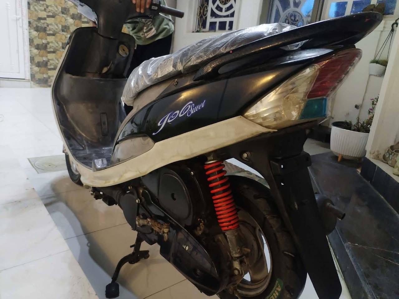 ماكس منغولي نضافه فول ملاح فول نضافه دراجه  بوشه 55 ماتنسمع وسلف 55  سعر 550 مكان حي العسكري مكلف بنشر للاستفسار الاتصال او واتساب ***********
