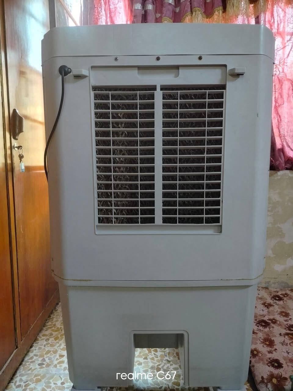كونفيرة عدد 2 الصغيرة كلش نظيفه سرعتين السعر 80 والكبيرة السعر 50 الشراي يجي خاص


**إذا كنت صاحب هذا الإعلان وتريد حذفه لأي سبب، رجاءا أرسل رسالة إلى الدعم الفني**