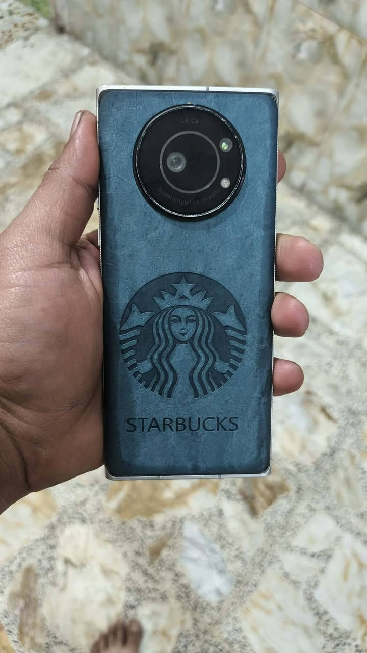 سلام عليكم جهازك Leitz Phone 1 الماني وياباني جهاز غني عن تعريف ذ256ع12ب5000شحن سريع 45واط كامرات شركت لايكا وتكدر تبحث عليه اقوى شركه بل كامرات معالج سناب دركون 888بلس فايف جي شاشه اولد معالد التحديث 120رهتز بوبجي 120فريم بصمه بل شاشه بصمه وج وصوت هستيريو شاشه منحنيه ونزل قبل ربع سنوات 1700دولا جهاز وحش اقو من اس 21الترا مراوس فقط هاذ رقمي *********** مكاني بغداد قضاء الزوراء
