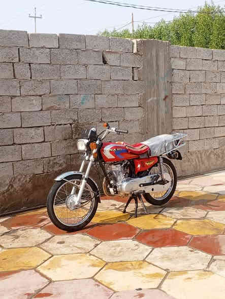 نامه أصلي 23 وشاصي23اوراق سكنر احمد شهاب دراجه مكفولة ماعوزها برغي شراي راسلني مو شراي لا تبقه تسولف😅 سعرها 850 وبيها مجال ***********رقمي
