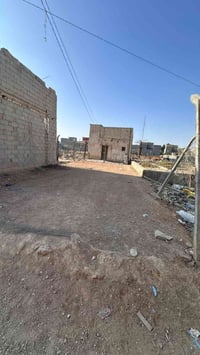 قطعة ٩٠م • البوبيات • حي الأمامين