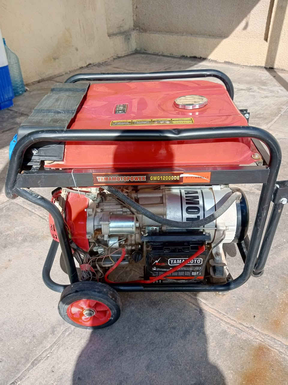 مولده 30 امبير مستخدمه شيء قليل للبيع ***********
