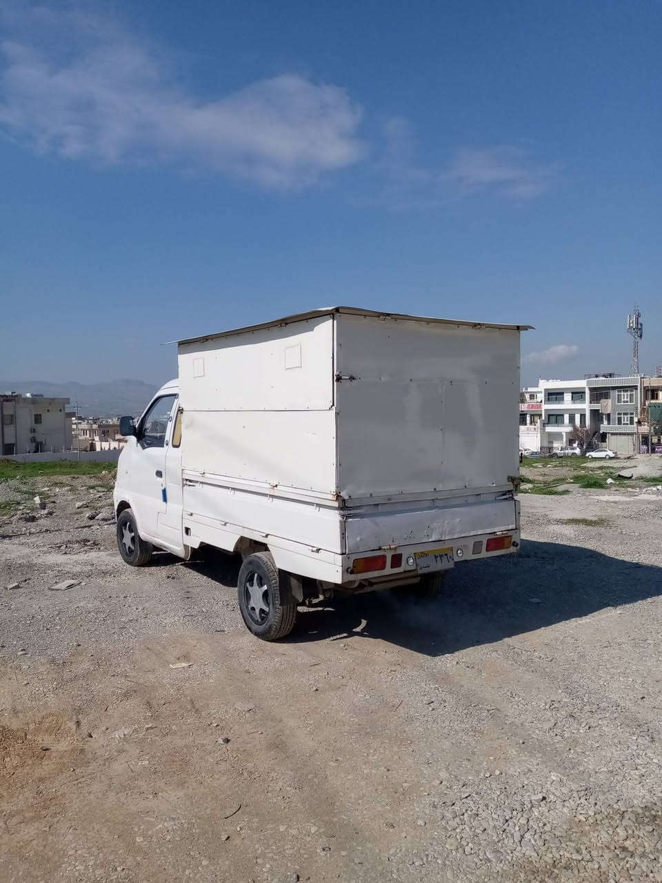 هایڤی بۆ فرۆشتن
مەنەفێستەو مۆدیلی2012سەیارەیەکی خاوێنەوتەقەو ڕەقەی نیە ،ڕزیوی نیە، گێڕی مەزبوتە،کارەبای مەزبوتە،مەکینەی سەرف دەکات،
نرخی21گەڵاو مەعامەلە
شوێن سلێمانی ***********/***********
