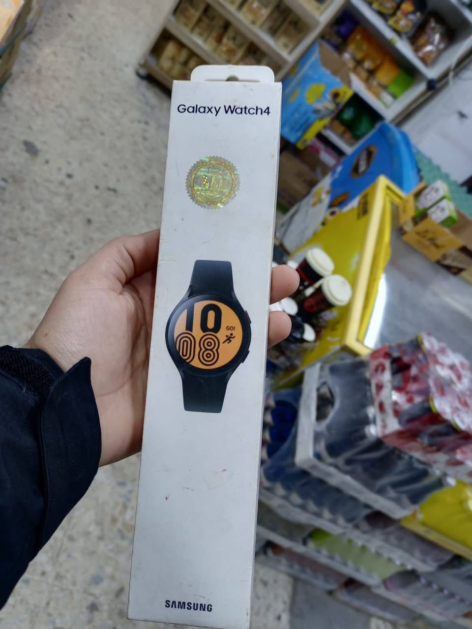 السلام عليكم ساعه سامسونك للبيع نقص كيبل شحن***********
