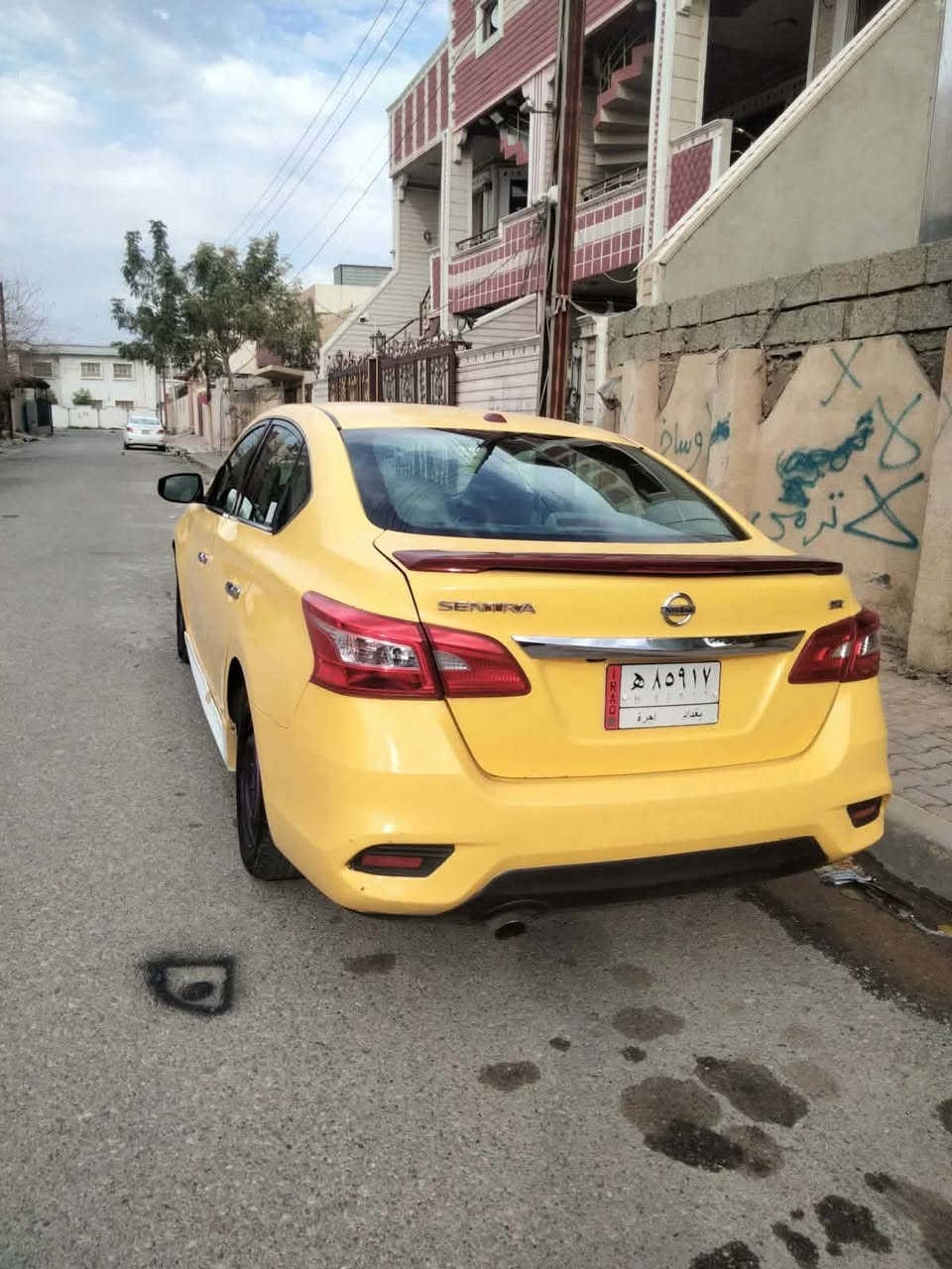 نيسان سنتره ٢٠١٨ وارد امريكي فول مواصفات sr بيها قطعتين جاملف وبنيد سعر ١٠٠ وبيها مجال للشراي ***********
