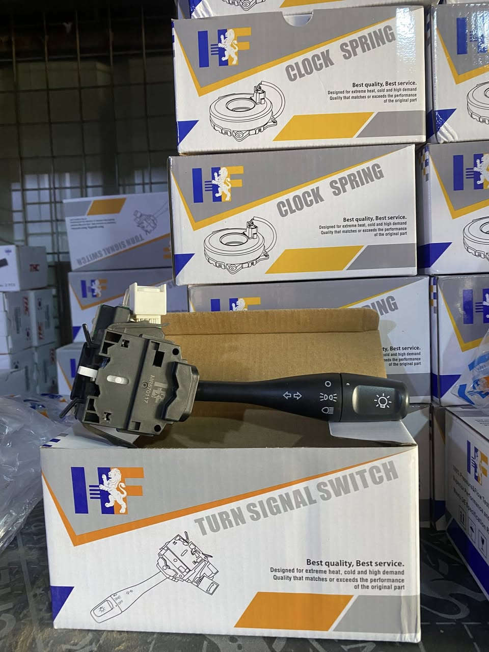 قطع غيار لانسر 🥇
اذن امامية 10 الف
كلاص فيتبم 10 الف
يدة لايت 30 الف
اذن محرك 35 الف
شريط ستيرن 15 الف 
بطاين امامية صيني 25
بطاين امامية تايوان 35
بطاين خلفية تايوان 30 
بطاين خلفية صيني 25 
اذن خلفية 20 الف 
شباك لانسر 30 الف
جويتر كامل 75
ايسي لانسر 35
قاعدة رقم 12 الف
صدر امامي كامل مثل ما موضح ب الصور 135 الف
صدر خلفي بدون دبلات 135 كامل 
عروض على السمكرة 
دعاميات لون اسود زوج 115 الف
مصطفى صباح***********
عمر لانسر ‭0771 102 8996‬
عنوان المحل ديالى بعقوبة الصناعة الثالثة مقابيل الشقق المتروكة
