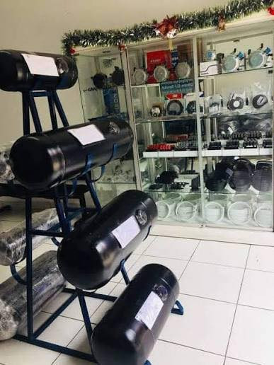 ***********
***********
