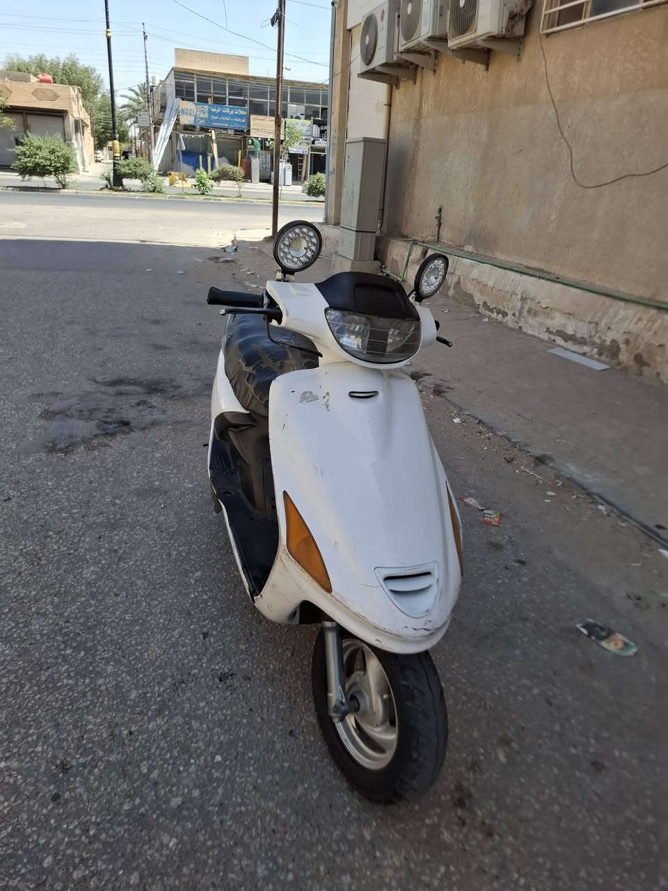 السلام عليكم دراجه فراشه للبيع  الدراجه ماعايزه كلشي كهرباءيات  فول الدراجه مفتوحه فقط  السعر ٤٥٠ وبيه مجال مكان نجف مكتب الرشيد ***********
