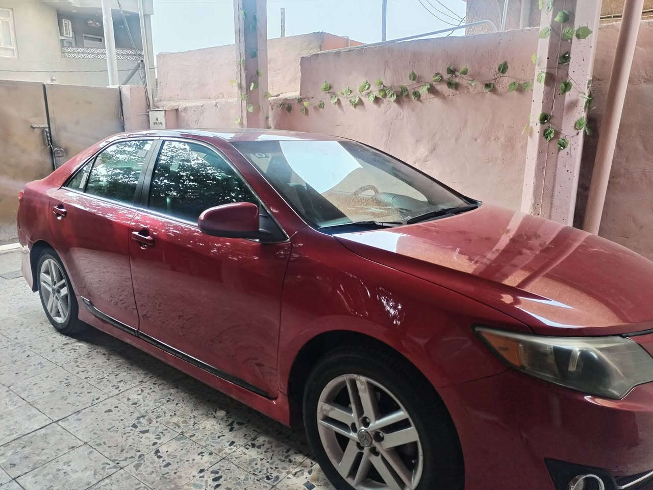 السلام عليكم
كامري 2012 امريكي رقم بغداد بية اربع قطع كلير... السعر 125 وبيه مجال مكان فلوجة 
***********
***********  اتصال
