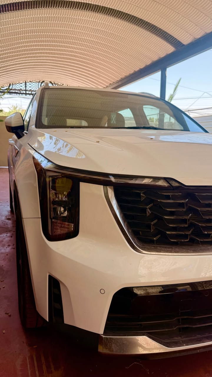 سورنتو موديل 2024
مكفوله كفاله عامه 
السعر 282 وبيها مجال بسيط 
 رقم بغداد حجم المكينة 6 سلندر 3500
ماشيه (17) الف فقط ✅
مواصفات السيارة 
بصمات ابواب 
بصمة تشغيل 
بصمة باب الصندوق 
صندوق كهرباء مع شفط
اشاير بالمري 
المري شفط
كامرا خلفية دوارة 
ويل كروم 19
نظام ترحيب  
لد امامي
لد خلفي 
كشافات ضباب امامي 
كشافات ضبابي خلفية
بردات تضليل خلفية بلادية 
كشنات جلد بلاديه (مع تغليف اصلي )
كشنات 2 كهربائي
مخارج يو اس بي + شحن لاسلكي
حساس خلفي 
مساعد ركن السيار
ستيرن كهرباء 
تحكم ستيرن  جهتين
نظام ايكو 
نظام سبورت 
نظام نورمال 
تبريد 3 قطع  ثلج الحمدلله 
ومواصفات اخرى 
مكان السيارة بغداد حي اور 
رقم الهاتف ***********
*********** المدائن, بابل
