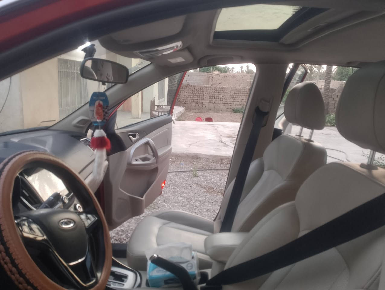 السلام عليكم شيري تيكو 5 موديل 2018مكفولة بسمي تحويل مباشر سيارة جاهزة من كلشي سعر 95وبيهة مجال  ***********مكان سيارة ديالى
