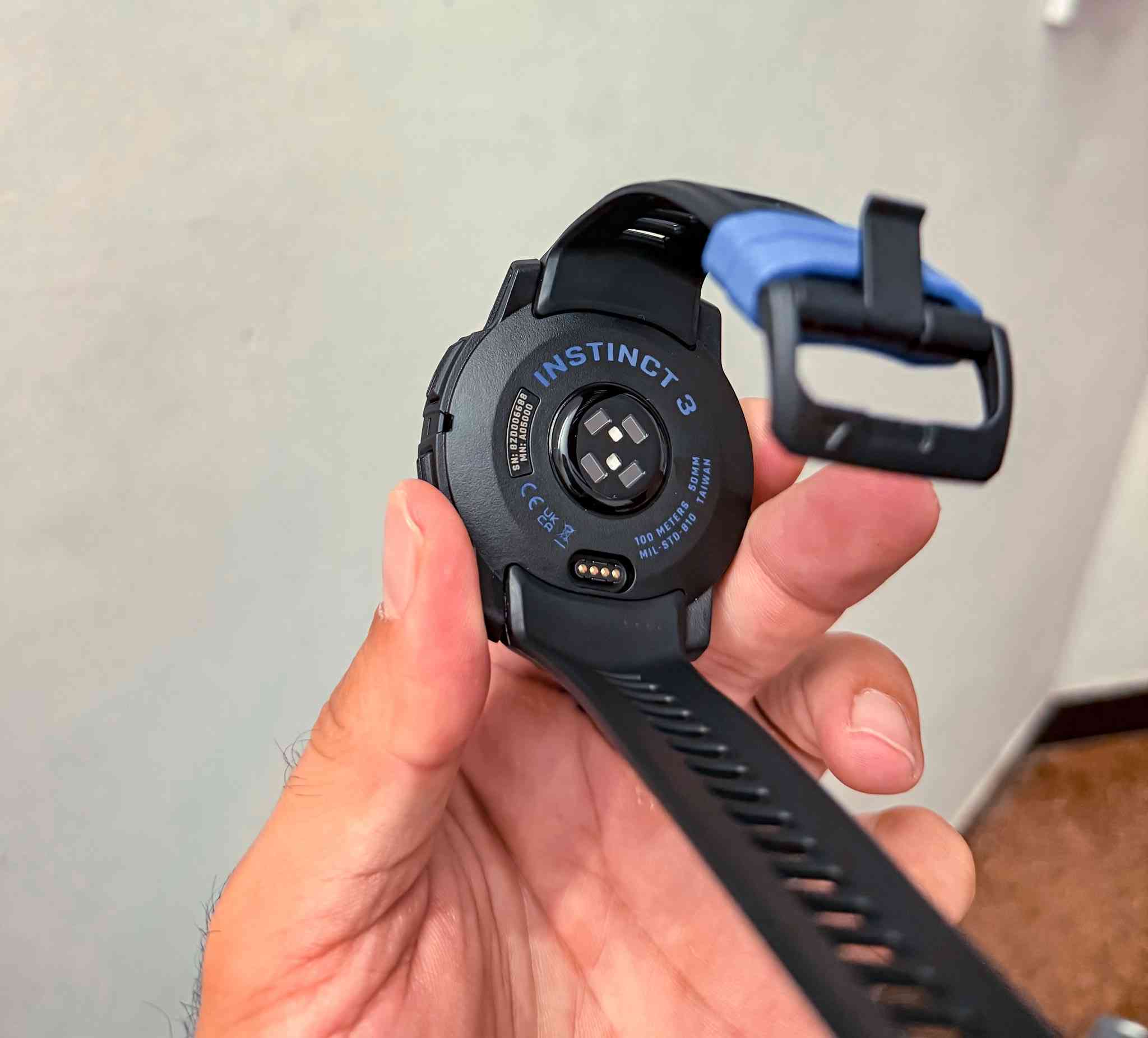 قوة التحمل + شاشة AMOLED الخرافية اجتمعن بساعة وحده!
ساعة Garmin Instinct 3 AMOLED 50mm مصممة للناس اللي تريد أداء قوي بكل الظروف، مع تصميم عسكري متين وشاشة واضحة بأعلى دقة ✨

✅ شاشة AMOLED ساطعة وواضحة
✅ مقاومة قوية للظروف القاسية
✅ GPS دقيق للمغامرات والرياضة
✅ تتبع كامل للصحة والنشاط
✅ بطارية تدوم لفترات طويلة
✅ دعم الإشعارات والاتصال اليومي

سواء للرياضة، الدوام، السفر أو المغامرات… هاي الساعة جاهزة لكل شي �
متوفر الان لدينا في متجر ساعات كارمن  
متخصص ببيع ساعات كارمن واجهزة الملاحة في العراق للحجز والاستفسار خاص او واتساب *********** 
#garmin #instinct3 #ساعات_كارمن_مستخدم #جارمن #رياضة
