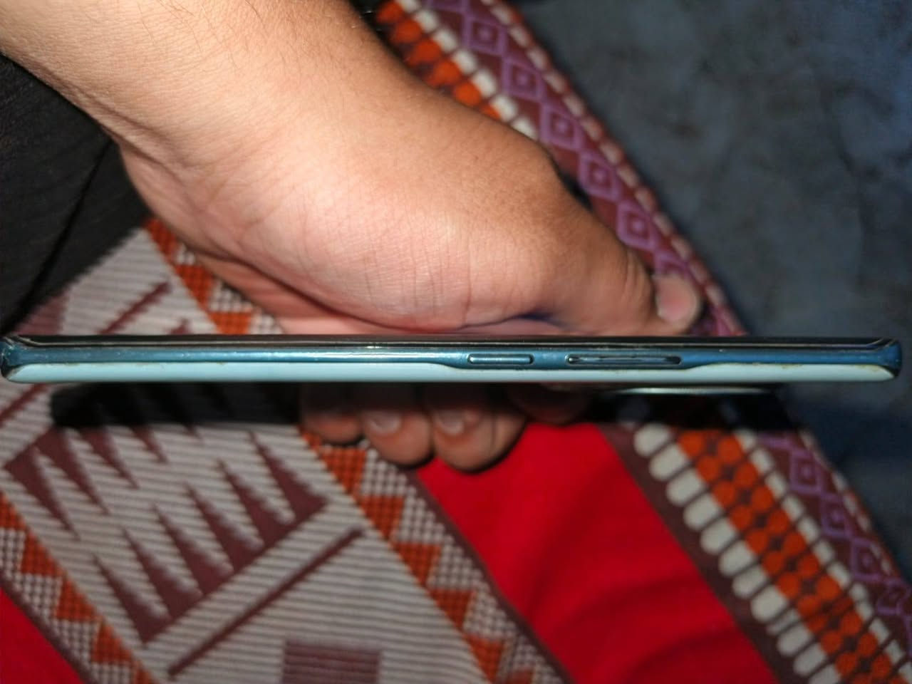 هونر x9c الجهاز شوفه عينكم بي بس مشكله بسيطه الكامر الاماميه شغاله بس الخلفيه تشتغل ال 0.6 بس x1 متشتغل بس ب السناب والبرامج شغاله الكامره كامرته ب 40 الف الاصليه الجهاز مامبدل بي شي الجهاز ذاكرة 256 الجهاز سعره 275 وبي مجال بسيط هذه رقمي بي واتساب *********** 🤍✨
