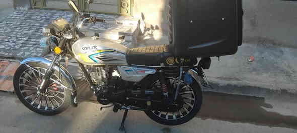 سلام عليكم حبايب سونك مديل 2025 مكينه 200ccدراجه جديده صاله شهر ونص ما مبدل كلشي بيه السعر900بيه مجال بسيط كلش مكاني بغداد مدينه الصدر ***********والعلم صوره هاي جدد مال اليوم
