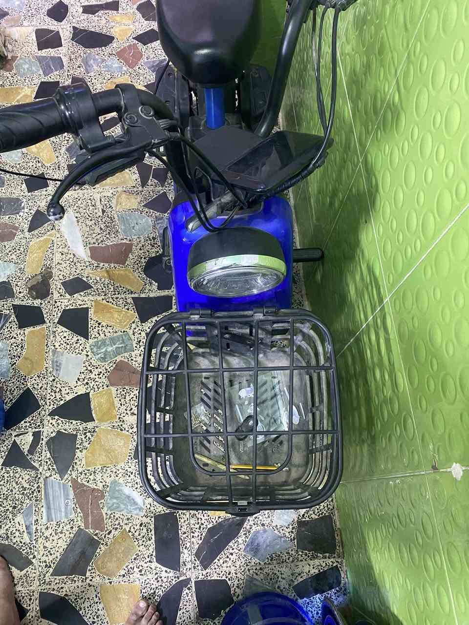 دراجه شحن للبيع صار فتره متروكه ابيع كوم حديد 
مكاني بغداد مدينه الصدر
السعر 160


**إذا كنت صاحب هذا الإعلان وتريد حذفه لأي سبب، رجاءا أرسل رسالة إلى الدعم الفني**