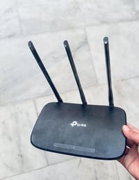 راوتر تيبيلنك شغال شبكته فول للبيع السعر الجديد٤٥ انه ابيعه ٢٥  للاستف...