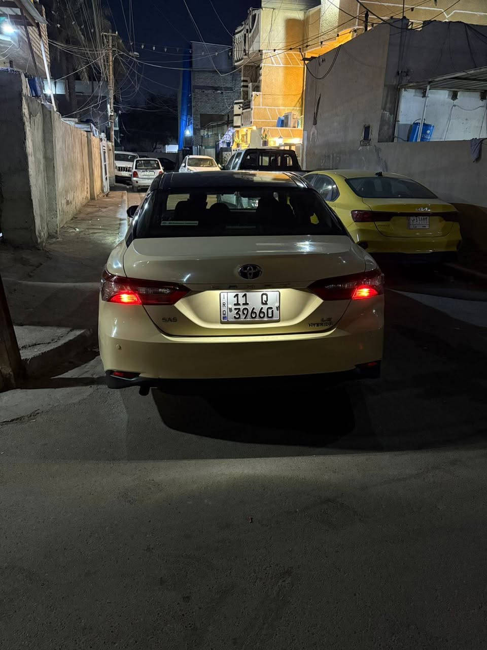 بدون حادث صبغ ستيكرات
بدون تبديل  
ماشيه 68000 الف حقيقي 
سياره هايبرد محرك 2500 
مدوشمه الارضيات سياره تخم تاير جديد
سياره جاهزه عنوان بغداد جديده 
اي ستفسار اتصل ع رقم ***********
