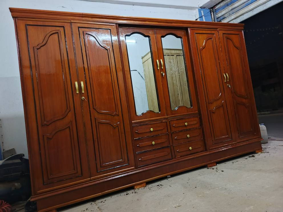 كنتور 6ابواب مستعمل صاج حطاطه الرمادي الصوفيه قرب مطعم قصر الابيض السعر 250بي مجال واتساب *********** الرمادي, الأنبار
