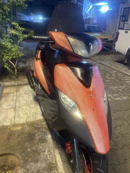 سلام عليكم
دراجه ثعلب للبيع بيها صوت بل كلجات ونقصها بس واير مال كيج سرعه ودكمه مال سلف  الدراجه شلعتها تخبل مكاني بغداد الشعله  (***********) سعر ٤٠٠وبيها مجال
