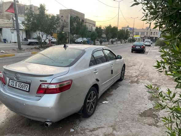 السلام عليكم كامري ٢٠٠٩ أمريكي محرك ٢٤٠٠ كروز سرعه فتحه تخم تاير محرك وكير نظيف السياره بيها جراد مصبوغه حزام قديم حادثها جاملغ امامي ايمن وباب السعر ٨٣ وبيه مجال للإستفسار *********** مكاني بغداد
