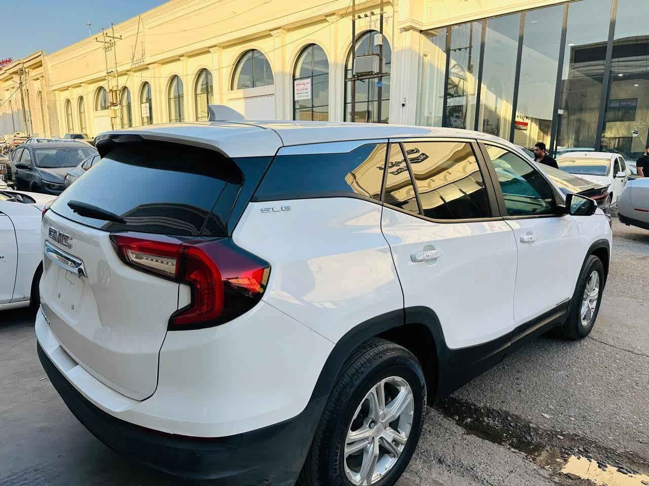 ﷽

GMC تيران 2024  امريكي
بجم كبس - وضع الشركة 
ضررها باب تبديل شركة نفس اللون و تعديل بارد حافة جملغ  بدون دواخل
ايرباك فقط برده مفتوح 
موصفاته👇
بصمه
ابواب بصمه
تشغيل عن بعد
شاشة
كاميرا
ردار
داخل لونين
فورميك
لايت زينون
ليد
كشن هيتر
ستيرن هيتر
صندوق شفط
نظام سبورت ويكو
تبريد قطعتين
كير بيانو
🌹معرض اربيل كارس🌹
سعرها 178 ورقه 
شراي يتصل عل رقم
☎️***********.
☎️***********
