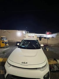 كيا صول موديل 2022 لون ابيض رقم اربيل باسمي شخصيا  ضربتها بابين عكس ال...