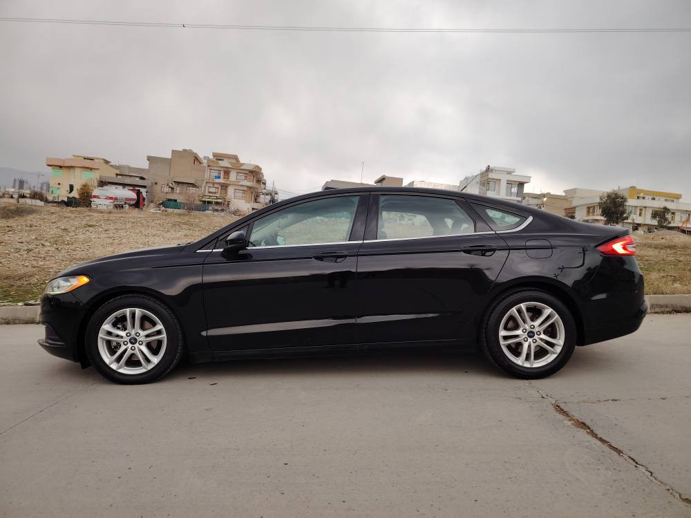 فۆرد ڤیوژن مۆدێل ۲۰۱٨ ڕەنگی ڕەش
مەکینە 2.5 
بێ بۆیاخ
گێڕ ڤۆلیۆم 
کوشنو ئاوێنە کارەبا
برێک بەسمە
دژە خلیسک
تەحدید سورعە
ڕۆن و هایدرۆلیکی تازە گۆراوە 
هەر چوار تایەیی لۆک تازە بۆی بەستراوە 
شوێن سلێمانی 
*********** السليمانية, العراق
