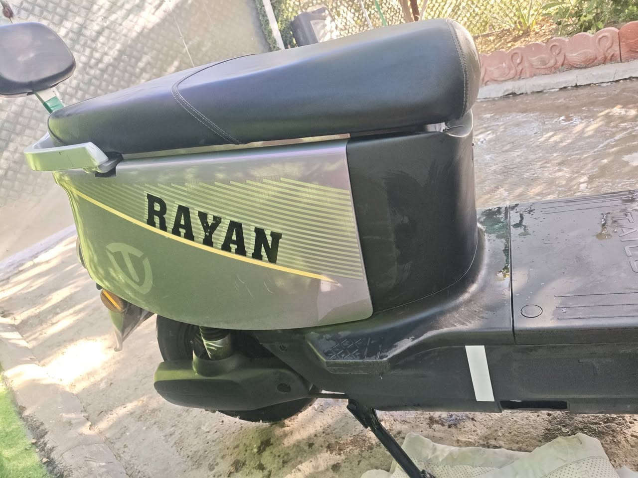 دراجه الريان نظيفه مابيها نقوصات عدا السكليتر راخي بس تشتغل كلشي مابيها وتمشي طبيعي ممأثر سعرها 600 مكاني التراث 0775700128


**إذا كنت صاحب هذا الإعلان وتريد حذفه لأي سبب، رجاءا أرسل رسالة إلى الدعم الفني**