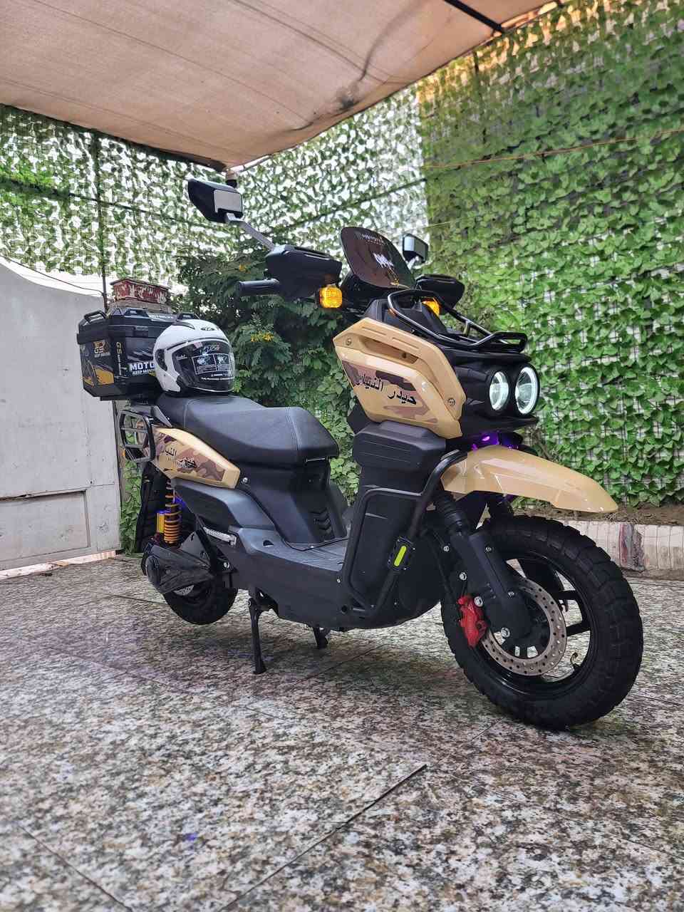 السلام عليكم..دراجه اباتشي...زيروو..غير مستخدم استيراد  حيدر النيار...وينلي...السرعه 100.k..الفعلي مع الوزن .90.k..عدد البطاريات. 6.مسطره وكالة وينلي ..الملف 3500.w... عدد التحويلات ..1..2..3..4..R...اطارات جبلي ..قياس 12...تشغيل بصمه..سويج ..وكارت...شلعه بطناش شرط الفحص...الدراجه (زيروو..زيرو..زيروو) غير مستخدم..شاحنه اصليه تدعم الشحن السريع والأيقاف الذاتي...وصل المعرض بيه..السعر ( مليون و50) فقط..السعر قفل ....مكاني بغداد الشعب...الشراي يتصل..***********...واتساب متوفر...
