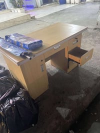 ميز • مكتب • سعر مناسب