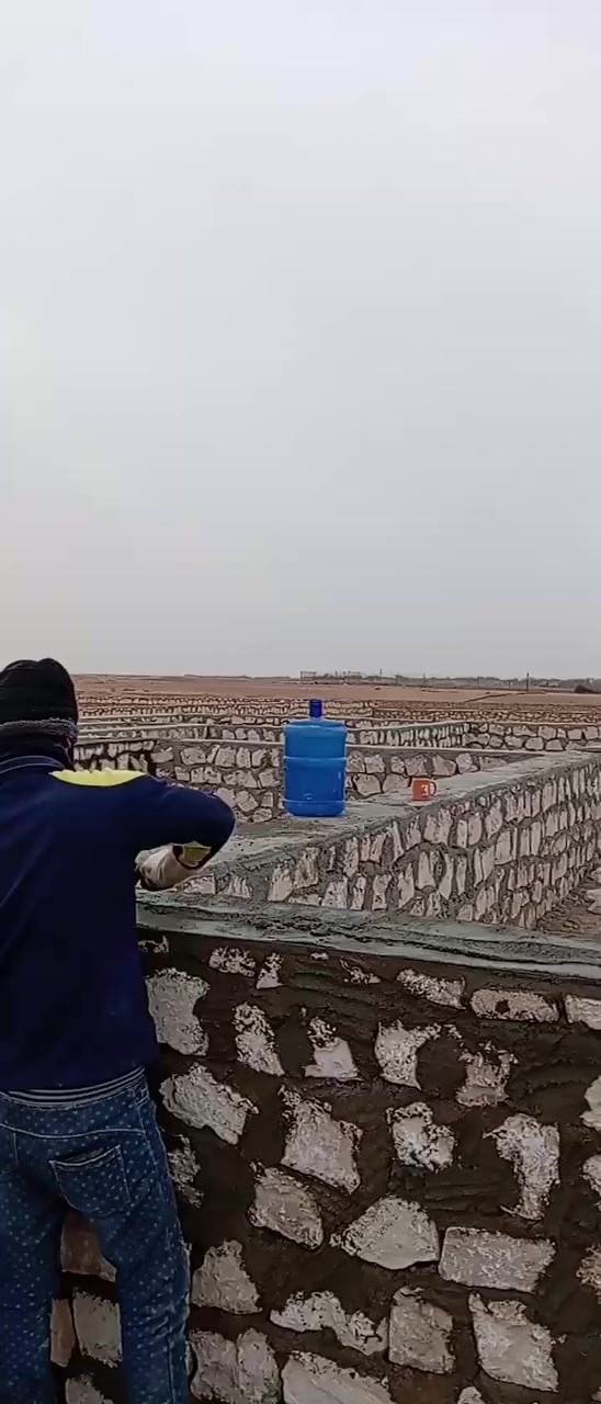 السلام عليكم خلفه بناء حجر +بلوك متفرغ حاليا هـ***********بي واتساب
