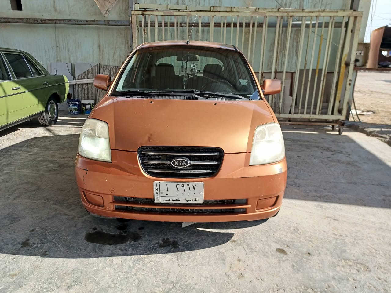 للبيع بيكانتو موديل 2006 مكفولة كفالة عامة بسمي رقم قادسية كير اوتماتيك مكينة وكير كفالة حدادية 50% تبريد عوزة كمبريسر ب100 الف السيارة جاهزة خير من اللة عليهة غرامة 100 مكان الديوانية قضاء الشامية السعر 65 وبيهة مجال للاستفسار ***********
